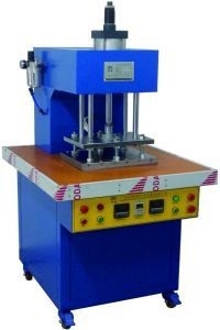 Máquina automática de grabado de prendas de vestir en TPU para prendas de vestir