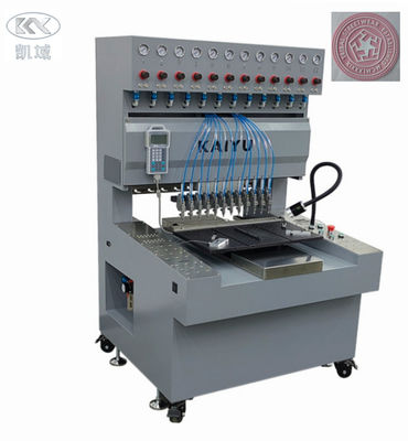 Un buen precio. Maquinaria para hacer llavero de caucho de silicona Dispensador de PVC 12 Color en línea