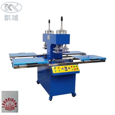 Máquina de relieve de silicona de caucho controlada a temperatura para la producción de etiquetas de tejidos