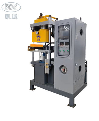 Un buen precio. Fabricación de llaveros de caucho de etiqueta de silicona para prendas industriales en línea