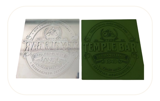 Estampilla de tinta de relieve de molde de caucho de silicona personalizada para etiquetas de prendas de vestir