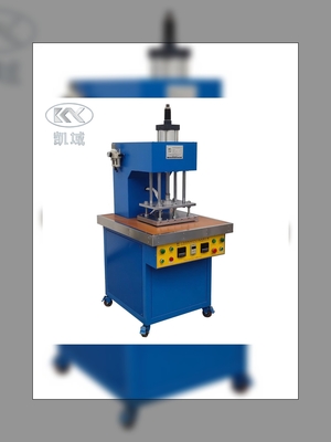 KY-0206 Revoluciona tu juego de moda con KY-0206 máquina de relieve de ropa para efectos texturizados