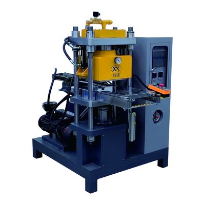 Un buen precio. Máquina de etiquetas de silicona profesional y de alto rendimiento, máquina para hacer etiquetas de goma para la producción de ropa de trabajo en línea