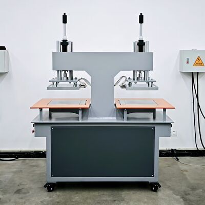 Un buen precio. KY-0205 Máquina de relieve hidráulico de prendas de vestir de doble cabeza con control de temperatura preciso y panel de control digital de presión ajustable en línea